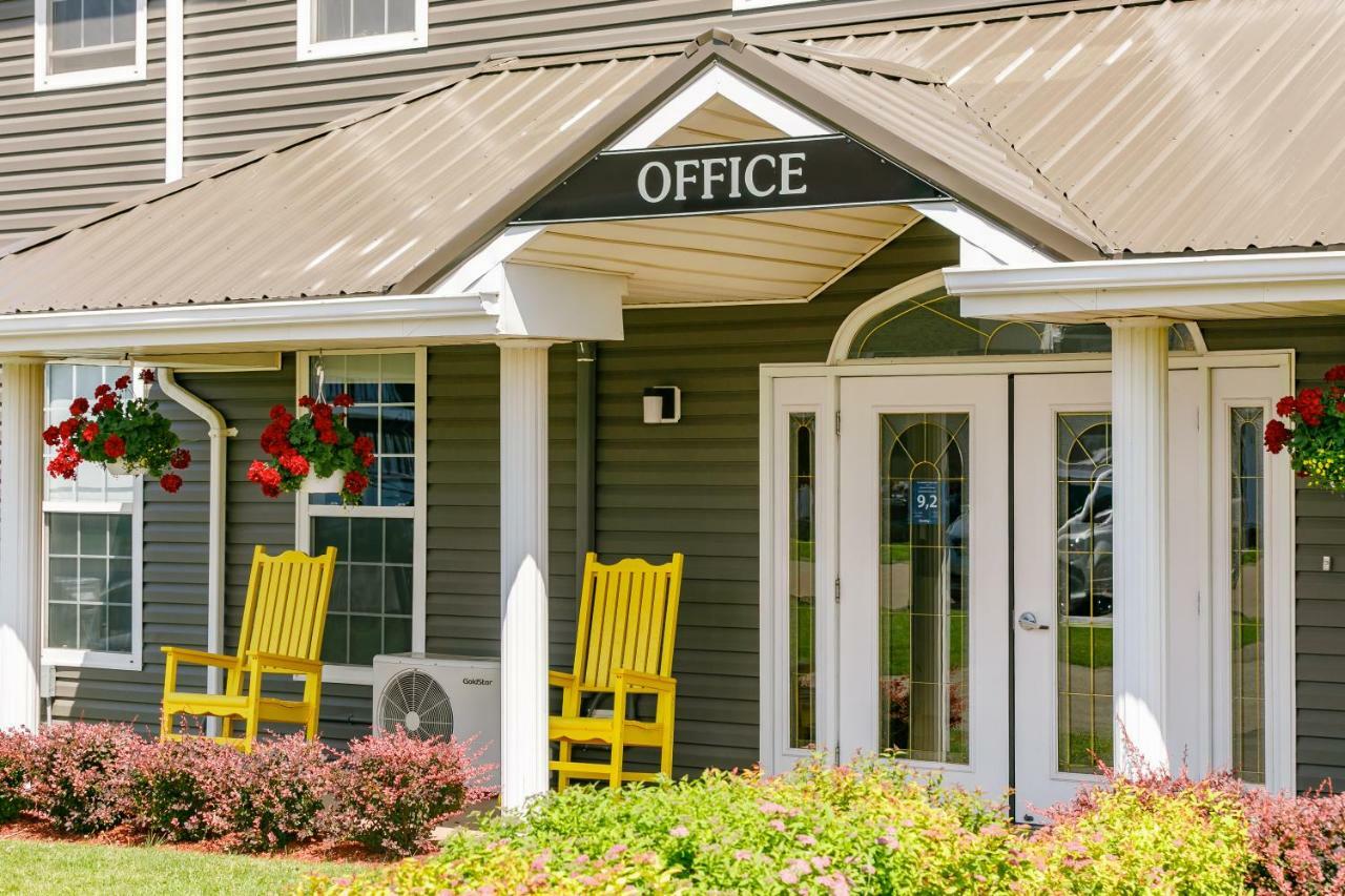 Brackley Beach Northwinds Hotel Exterior photo